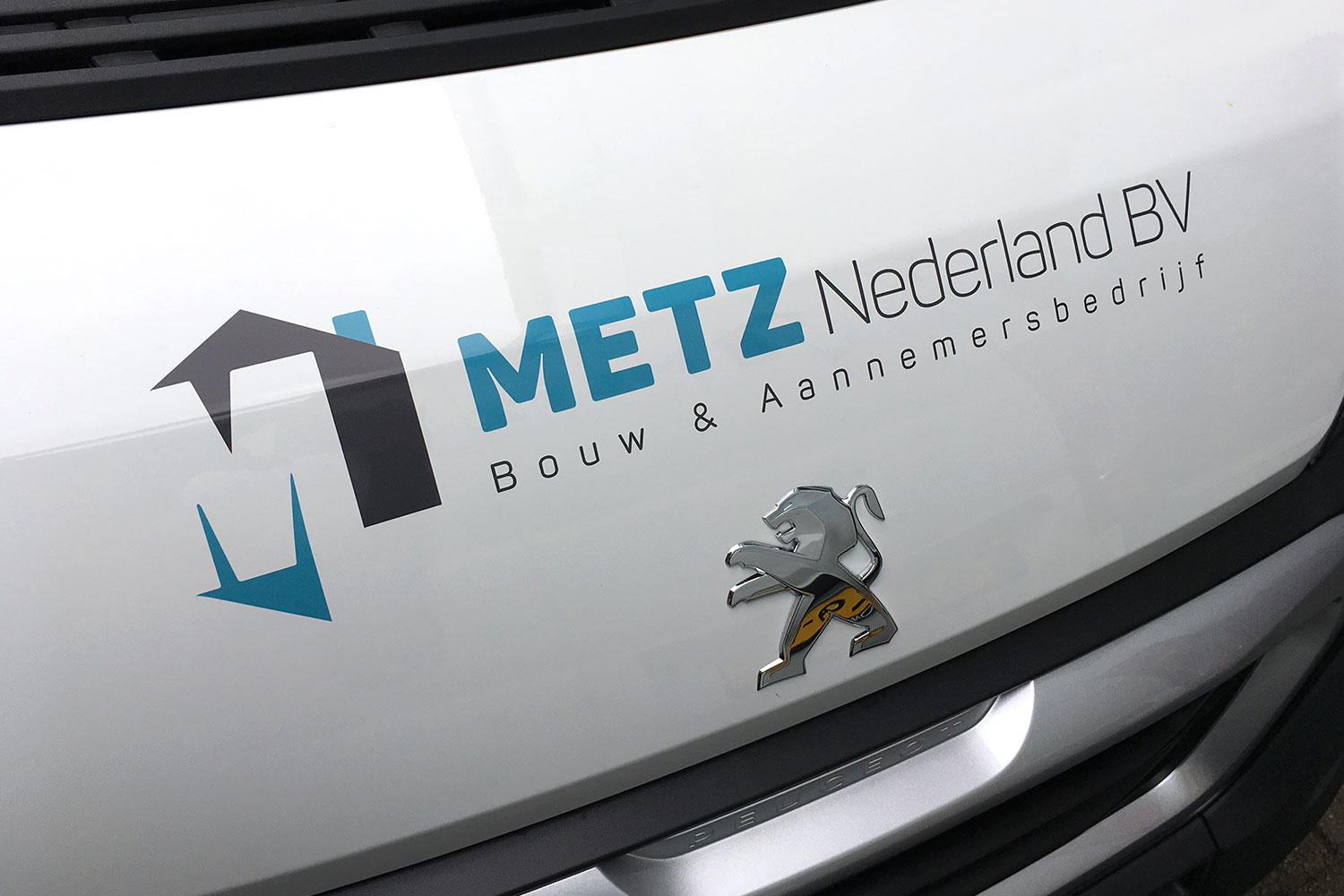 metz-nederland-huisstijl-redesign-reclame